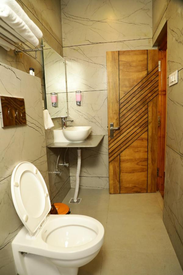Dee Ess Residency Bed & Breakfast Shimla Dış mekan fotoğraf